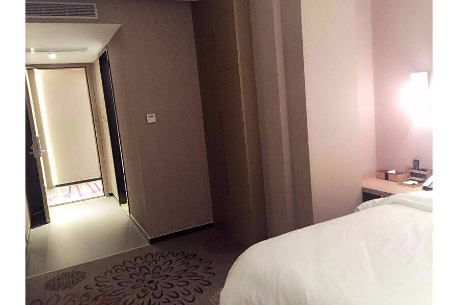 Lavande Hotel Guangzhou Ximenkou Metro Экстерьер фото